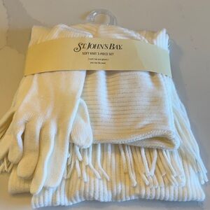 St. John's Bay Soft Knit Set in Cream